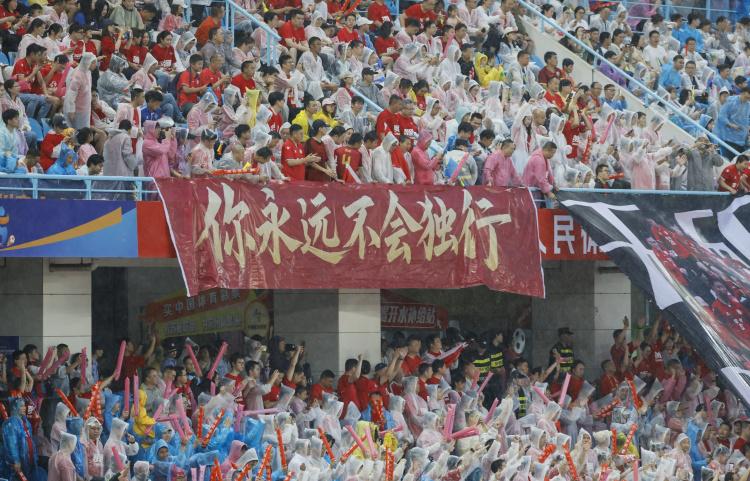 谢绝外界打, 十三妹之争, 苏超
