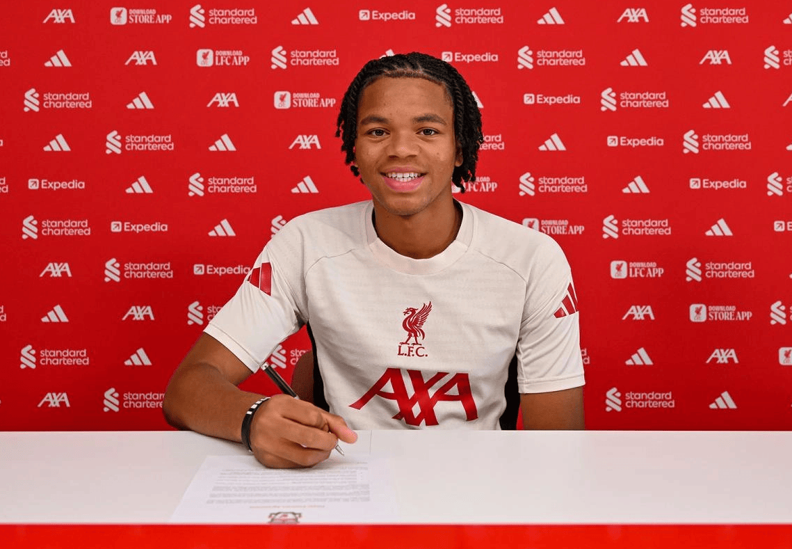 莫哈签下了, 战胜马德里, text 莫哈签下了, 战胜马德里, text