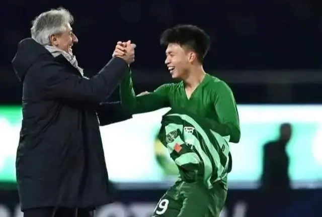 乔迪, 干扰俱乐部 乔迪, 干扰俱乐部