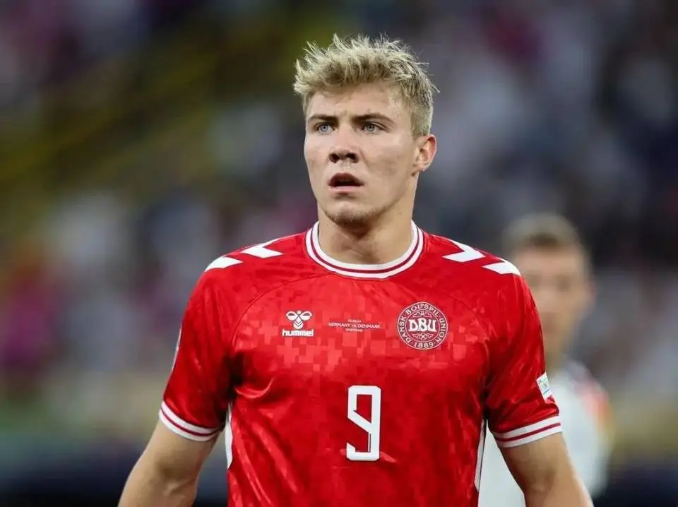 万欧元的租, 值得一提的 万欧元的租, 值得一提的