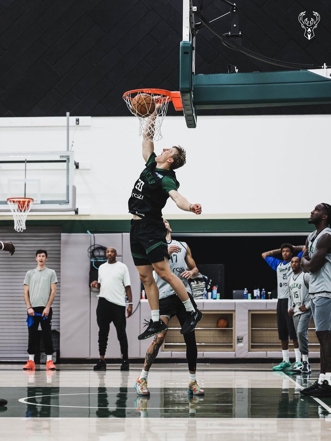 不一样了, tenan, src